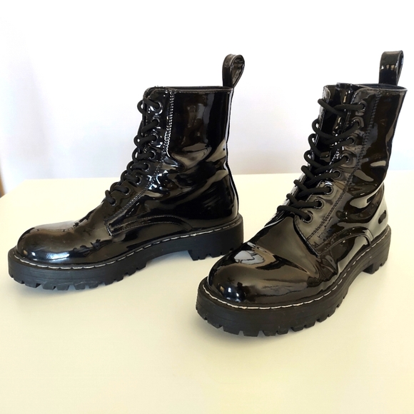 Patent faux-leather combat boots - Picture 2 of 2